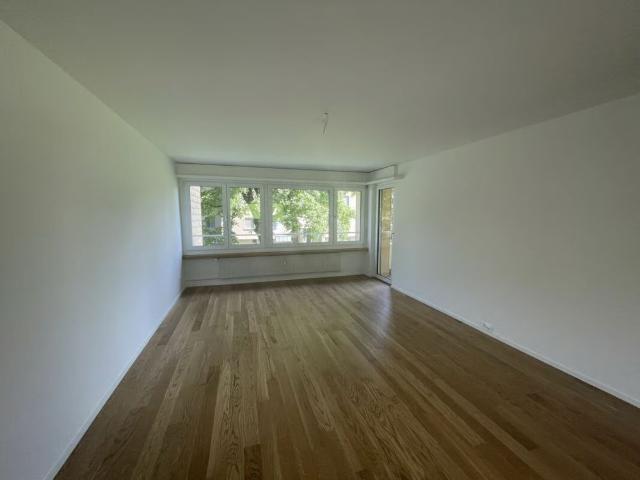2.5 Zimmer, 64 m², 1. Stock