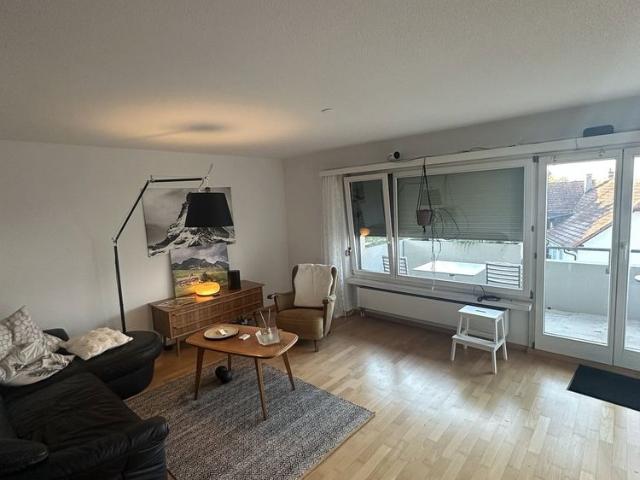 2.5 Zimmer, 64 m², 2. Stock