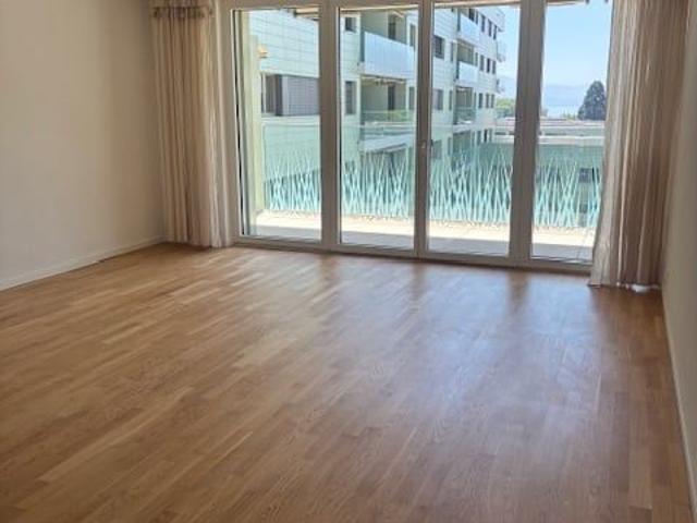 2.5 Zimmer, 64 m², 6. Stock