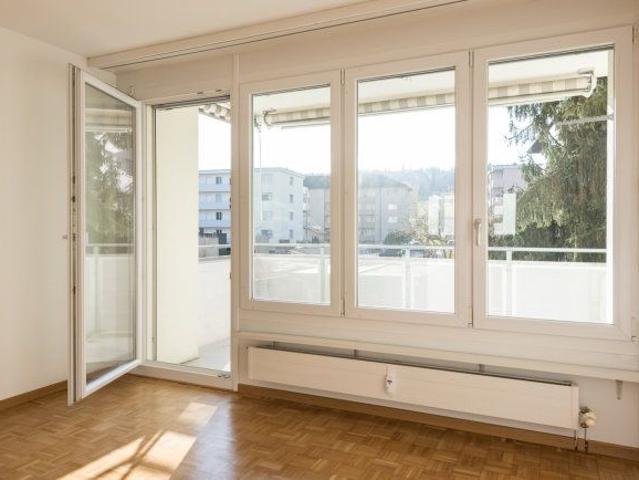 2.5 Zimmer, 64 m², EG