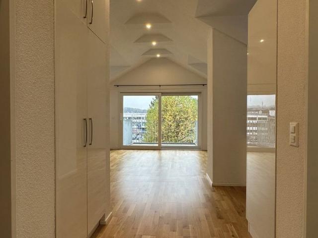 2.5 Zimmer, 65 m², 3. Stock