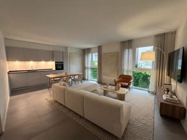 2.5 Zimmer, 65 m², 1. Stock