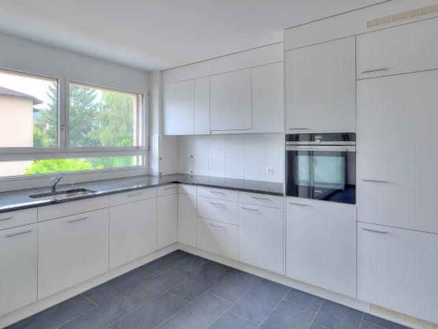 2.5 Zimmer, 65 m², 1. Stock