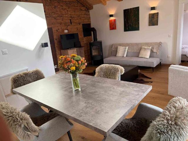 2.5 Zimmer, 65 m², 1. Stock