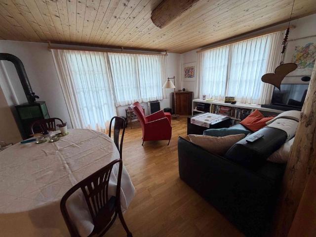 2.5 Zimmer, 65 m², 1. Stock