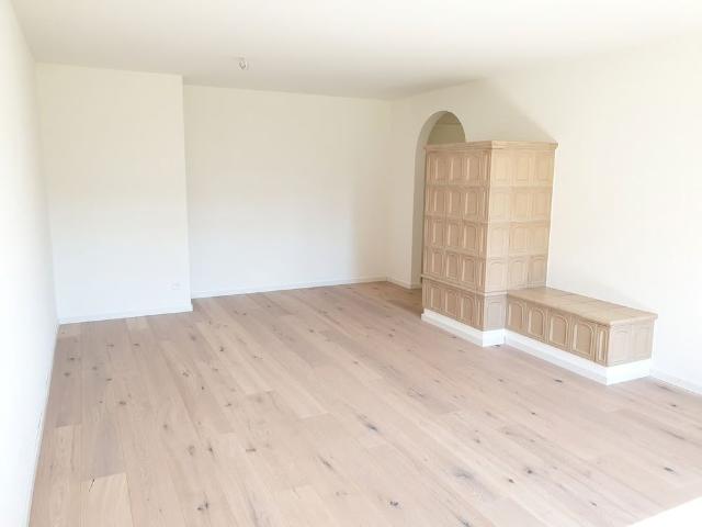 2.5 Zimmer, 65 m², 1. Stock