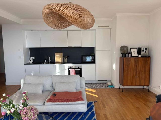 2.5 Zimmer, 65 m², 2. Stock