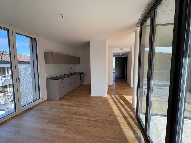 2.5 Zimmer, 65 m², 2. Stock
