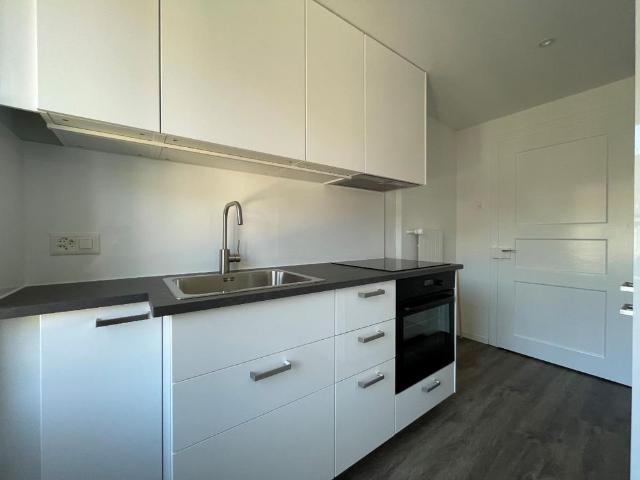 2.5 Zimmer, 65 m², 2. Stock