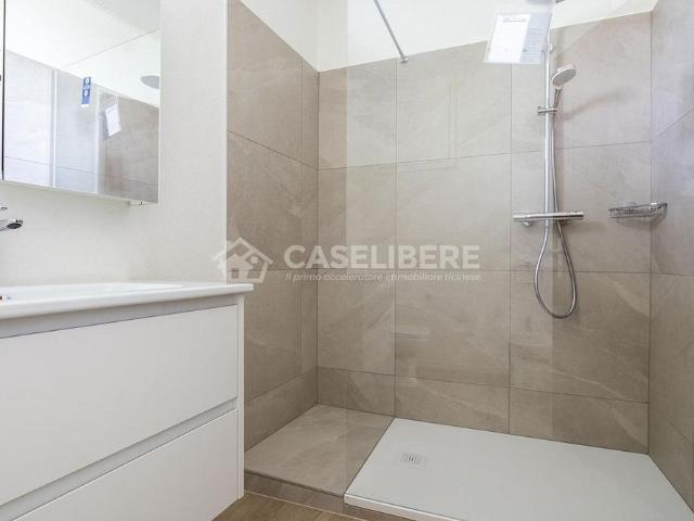 2.5 Zimmer, 65 m², 2. Stock