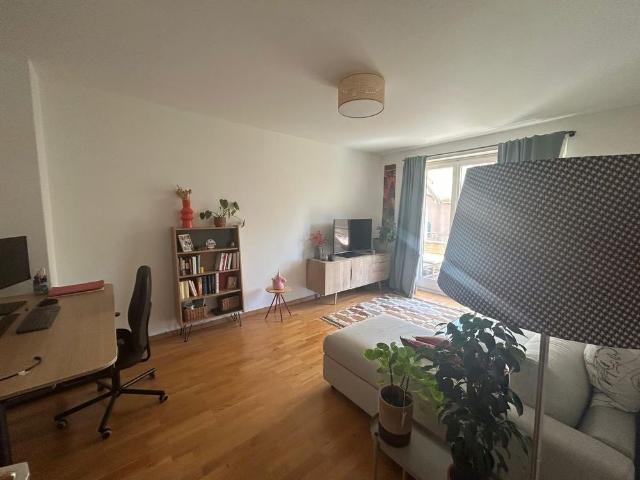 2.5 Zimmer, 65 m², 2. Stock