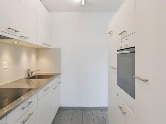 2.5 Zimmer, 65 m², 2. Stock