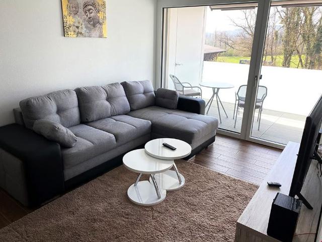 2.5 Zimmer, 65 m², 2. Stock