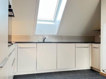 2.5 Zimmer, 65 m², 4. Stock