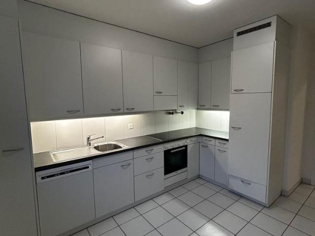 2.5 Zimmer, 65 m², 4. Stock