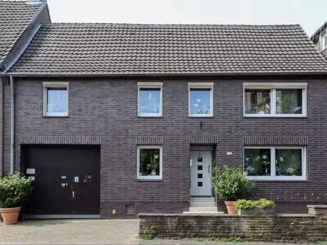 2,5 Zimmer 65 m² 670 € Kaltmiete Wohnungen in Bergheim
