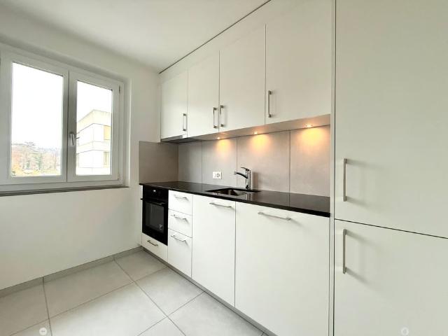 2.5 Zimmer, 65 m², EG