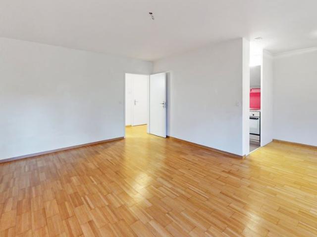 2.5 Zimmer, 66 m², 1. Stock