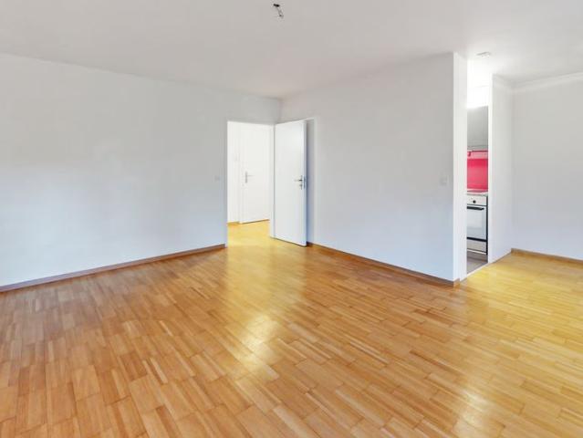2.5 Zimmer, 66 m², 1. Stock
