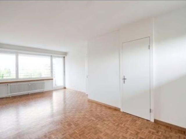 2.5 Zimmer, 66 m², 1. Stock