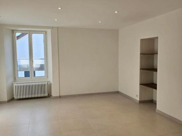 2.5 Zimmer, 67 m², 1. Stock