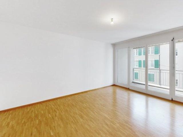 2.5 Zimmer, 67 m², 1. Stock