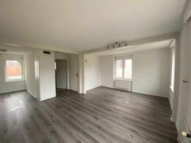 2.5 Zimmer, 67 m², 1. Stock