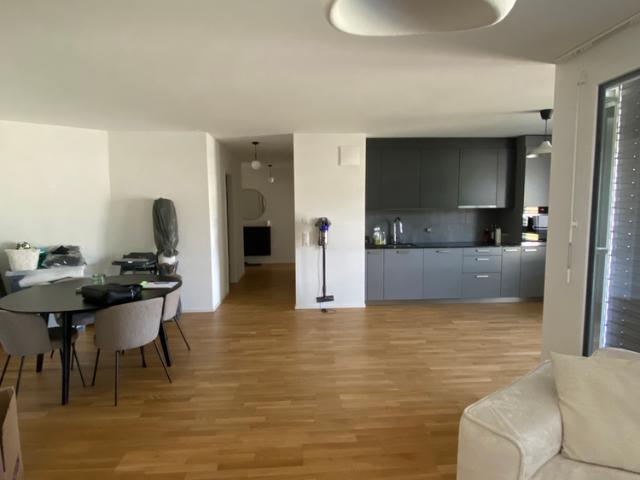 2.5 Zimmer, 67 m², 1. Stock