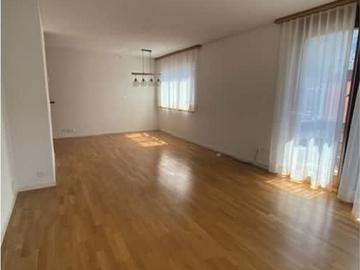 Engelberg, Obwalden - Keller, Balkon, Aufzug