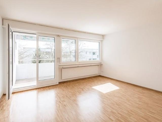2.5 Zimmer, 67 m², 2. Stock