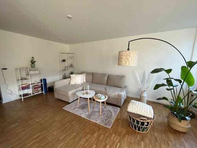 2.5 Zimmer, 67 m², 2. Stock