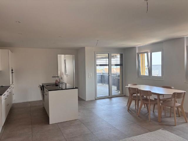 2.5 Zimmer, 67 m², 2. Stock