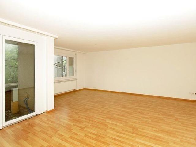 2.5 Zimmer, 67 m², EG