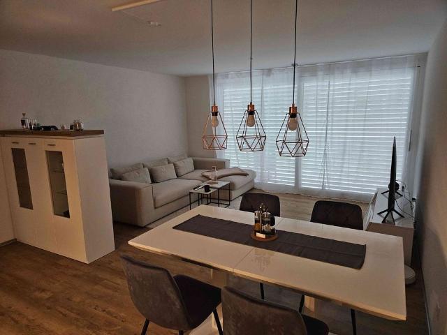 2.5 Zimmer, 67 m², EG