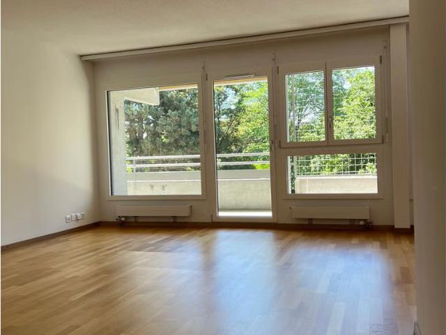 2.5 Zimmer, 68 m², 1. Stock