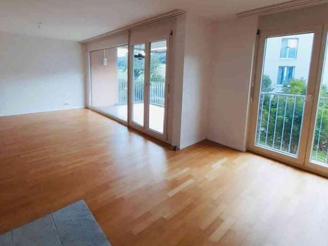 2.5 Zimmer, 68 m², 1. Stock