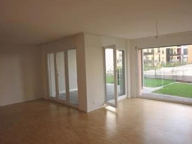 2.5 Zimmer, 68 m², 1. Stock