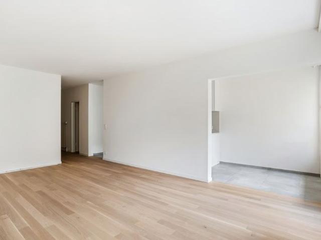 2.5 Zimmer, 68 m², 2. Stock