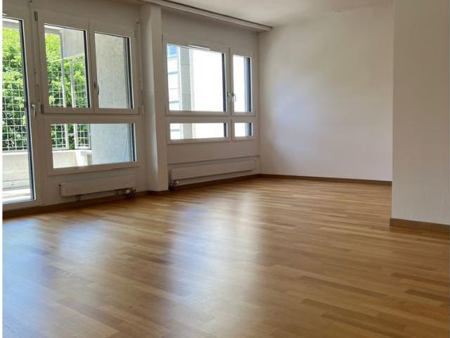 2.5 Zimmer, 68 m², 2. Stock