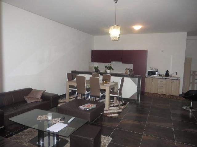 2.5 Zimmer, 68 m², EG