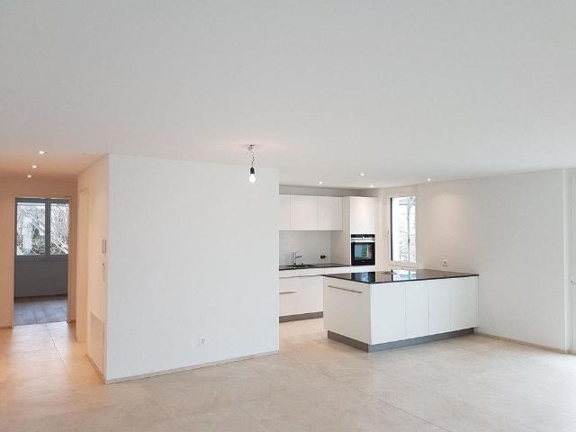 2.5 Zimmer, 69 m², 1. Stock
