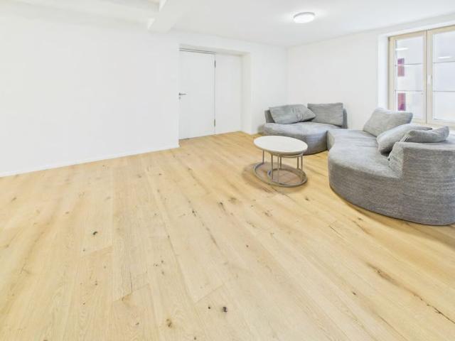 2.5 Zimmer, 69 m², 1. Stock