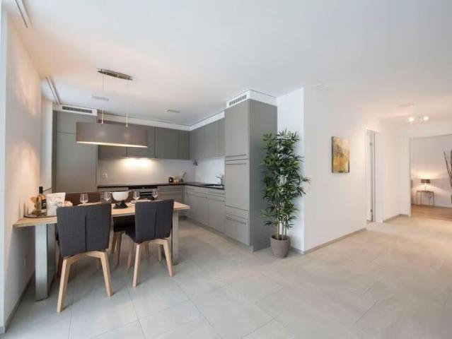 2.5 Zimmer, 69 m², 2. Stock