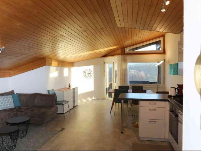 2.5 Zimmer, 60 m², 3. Stock