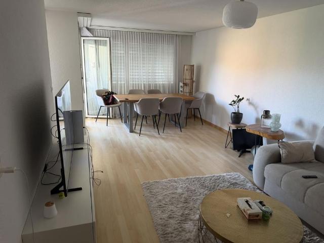 2.5 Zimmer, 60 m², 3. Stock