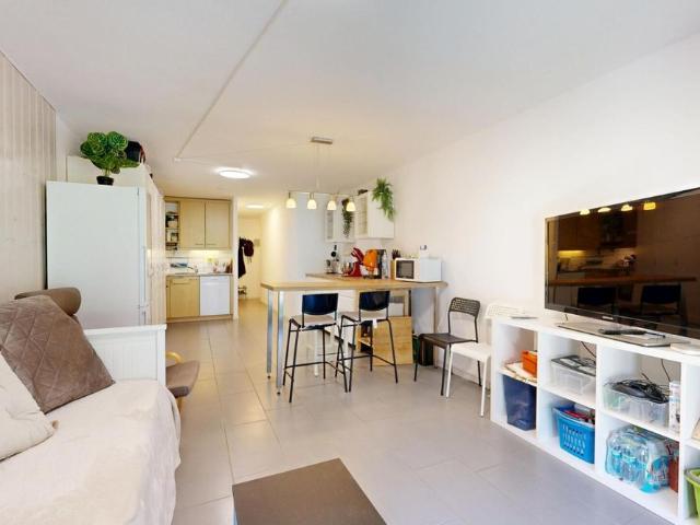 2.5 Zimmer, 60 m², 3. Stock
