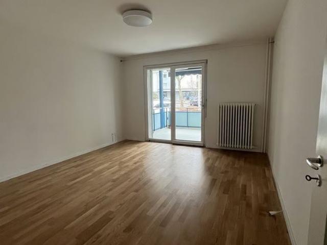 2.5 Zimmer, 60 m², 1. Stock