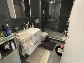 2.5 Zimmer, 60 m², 1. Stock