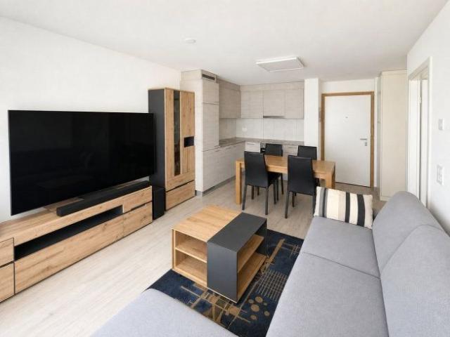 2.5 Zimmer, 60 m², 1. Stock