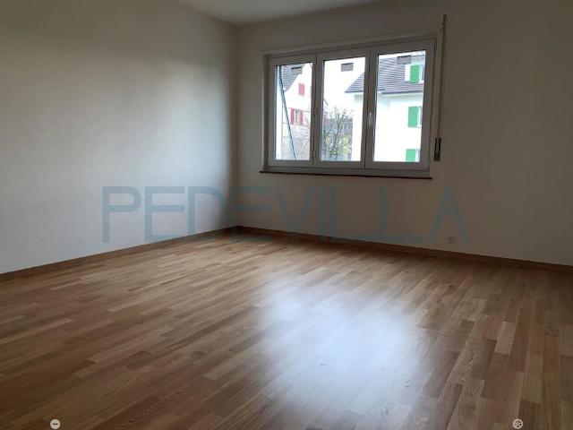 2.5 Zimmer, 60 m², 1. Stock
